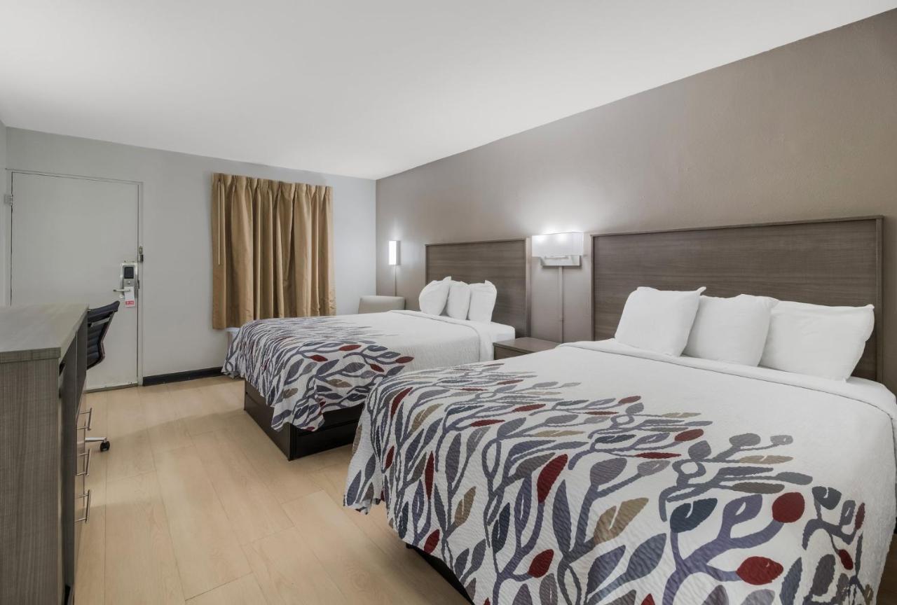 Red Roof Inn & Suites Jackson, Tn Екстериор снимка
