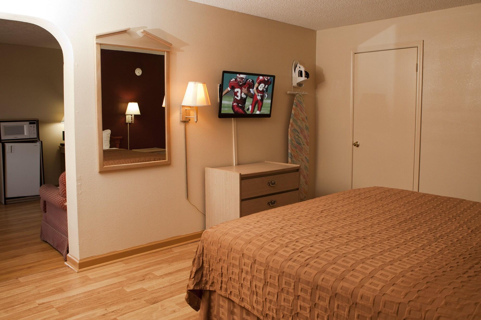 Red Roof Inn & Suites Jackson, Tn Екстериор снимка